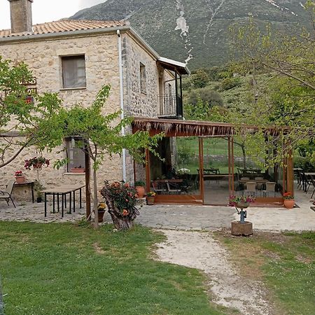Xenonas Souliou Hotel Samonida Luaran gambar