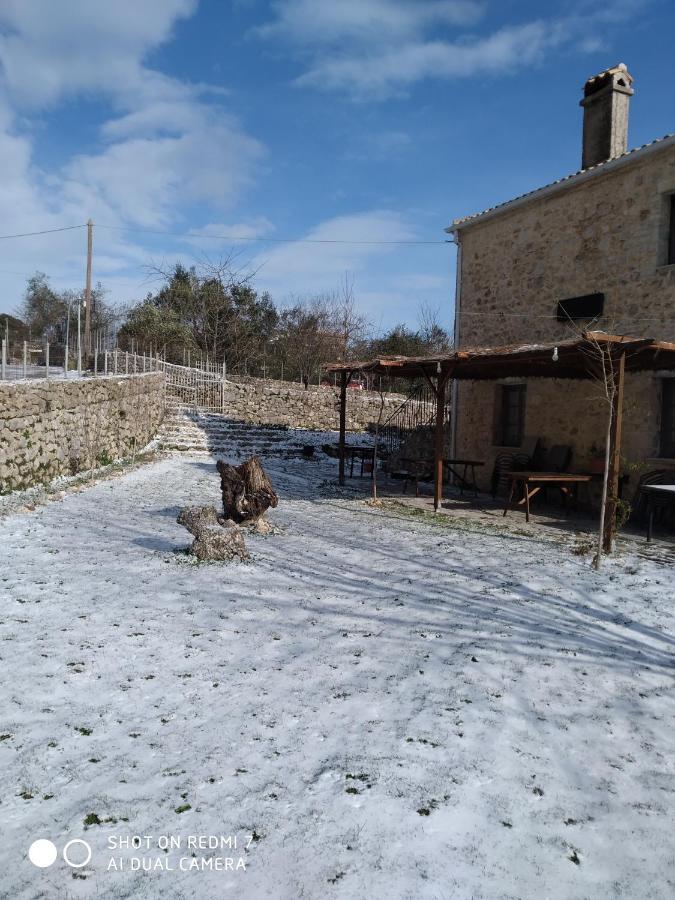 Xenonas Souliou Hotel Samonida Luaran gambar
