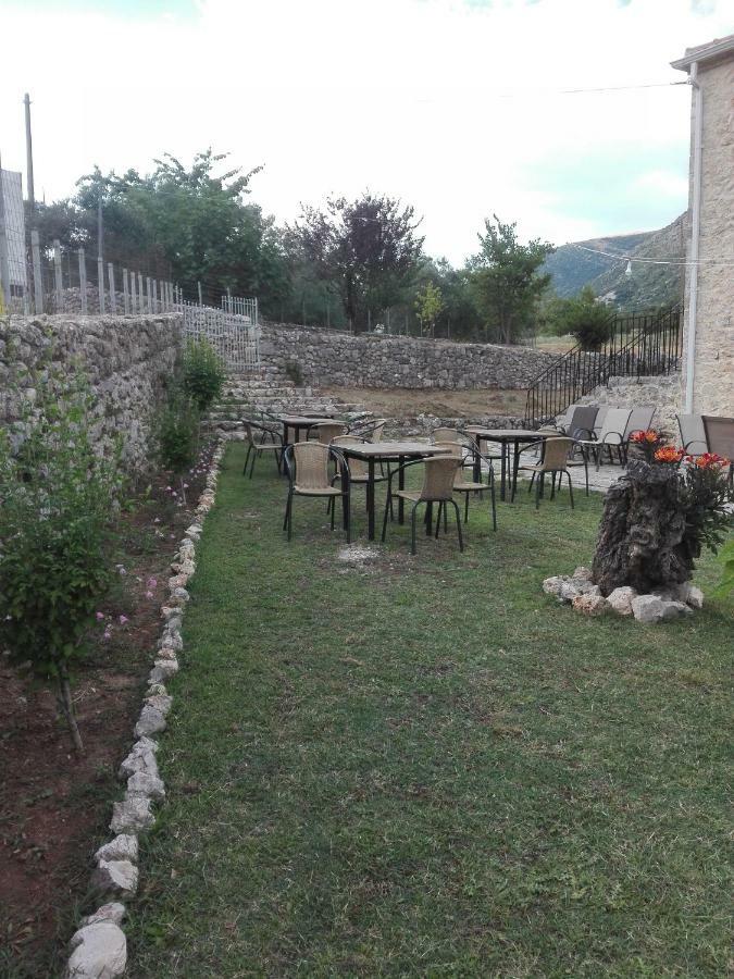 Xenonas Souliou Hotel Samonida Luaran gambar