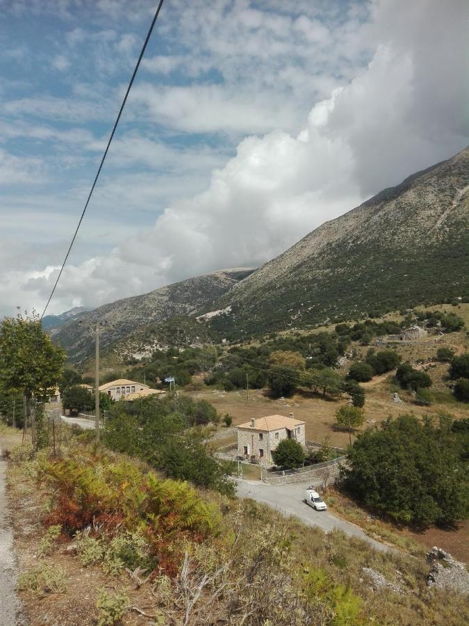 Xenonas Souliou Hotel Samonida Luaran gambar